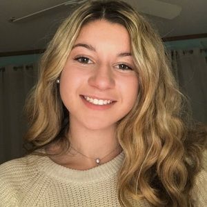 Meet your Posher, Alexandra
